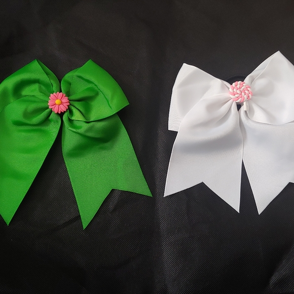 Bow Lot - Picture 6 of 8